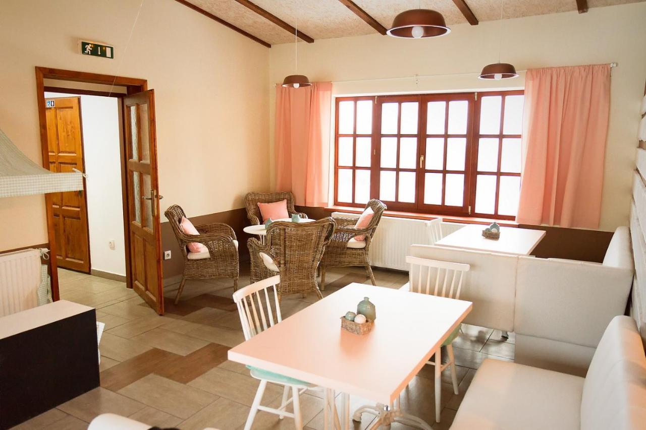 Hotel Camp Alpa Ostrovačice Zewnętrze zdjęcie