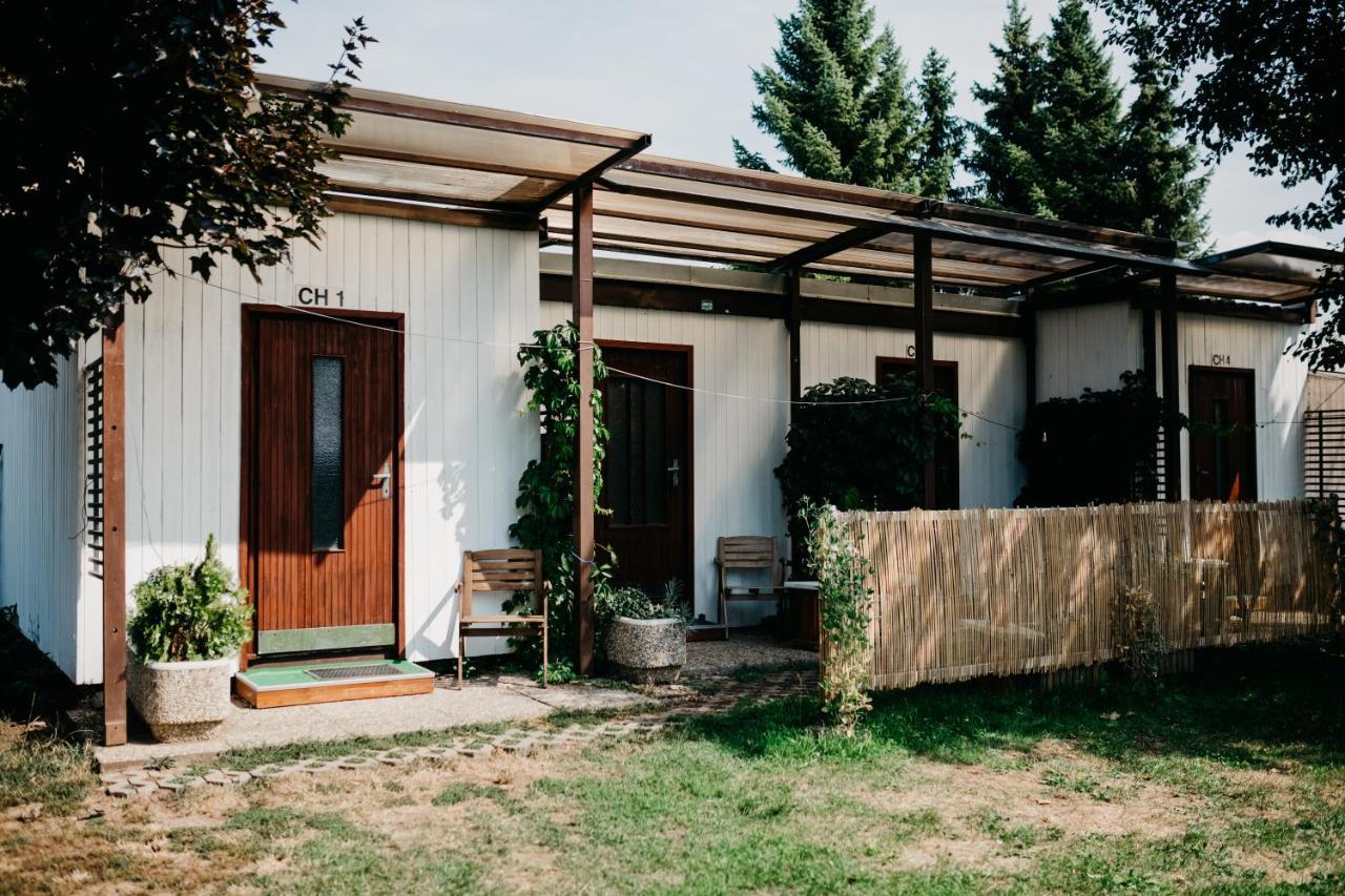 Hotel Camp Alpa Ostrovačice Zewnętrze zdjęcie